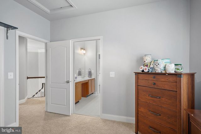 5221 JACOBS CREEK PL, Haymarket, VA 20169