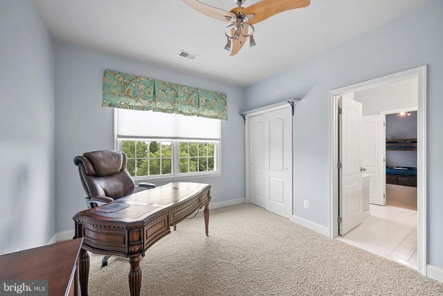 5221 JACOBS CREEK PL, Haymarket, VA 20169