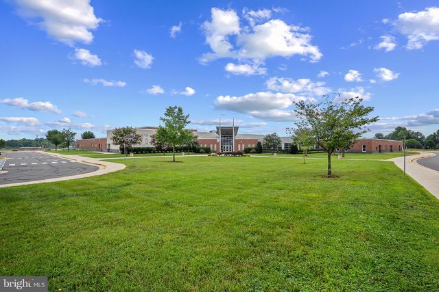 5221 JACOBS CREEK PL, Haymarket, VA 20169
