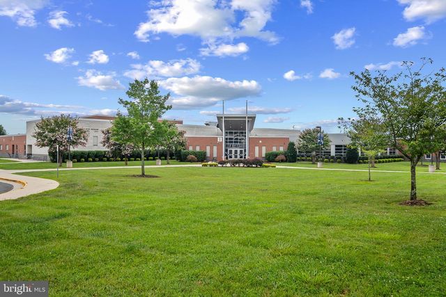 5221 JACOBS CREEK PL, Haymarket, VA 20169