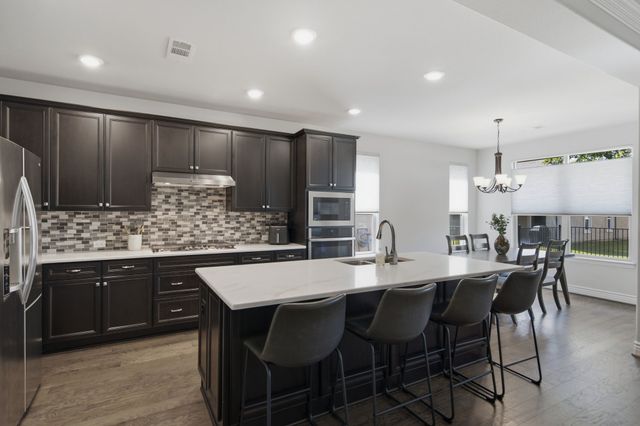 12621 Gritstone Drive, Denton, TX 76207