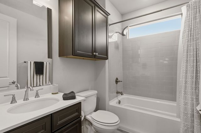 12621 Gritstone Drive, Denton, TX 76207