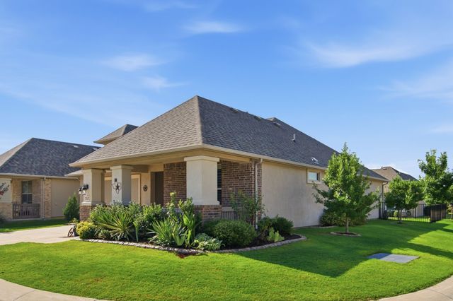 12621 Gritstone Drive, Denton, TX 76207