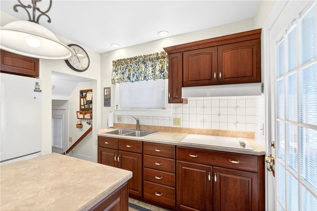 406 George Street, Scottdale, PA 15683