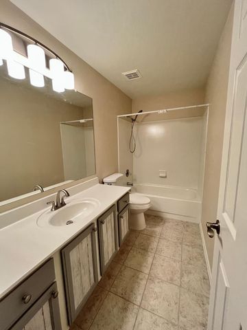 1325 E Cathedral Rock Drive, Phoenix, AZ 85048