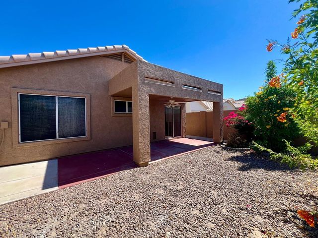 1325 E Cathedral Rock Drive, Phoenix, AZ 85048