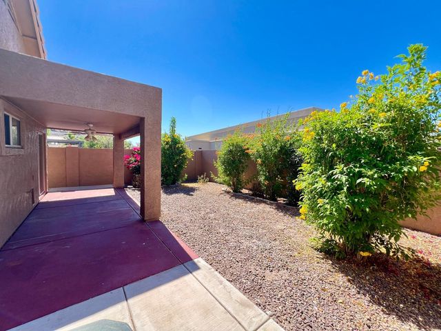 1325 E Cathedral Rock Drive, Phoenix, AZ 85048