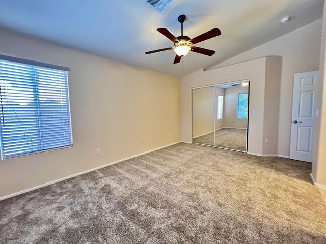 1325 E Cathedral Rock Drive, Phoenix, AZ 85048