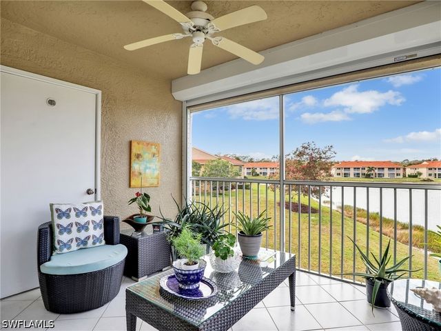 6900 Huntington Lakes CIR 202, Naples, FL 34119
