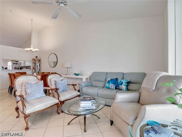 6900 Huntington Lakes CIR 202, Naples, FL 34119