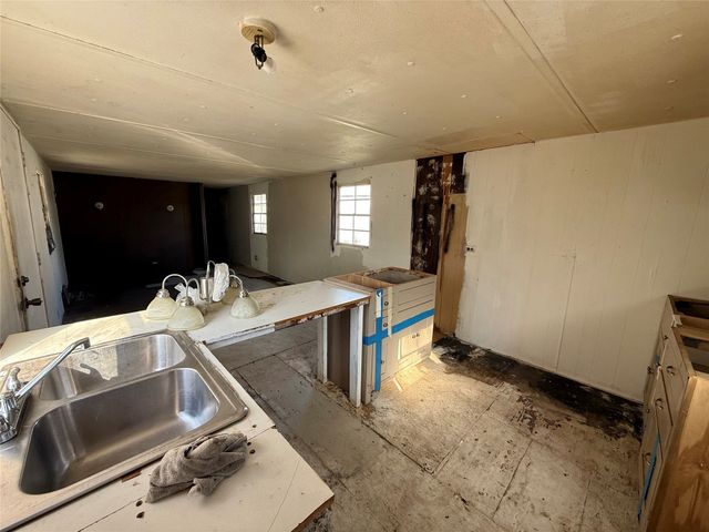 10300 Tanglewood Circle 1, Wills Point, TX 75169