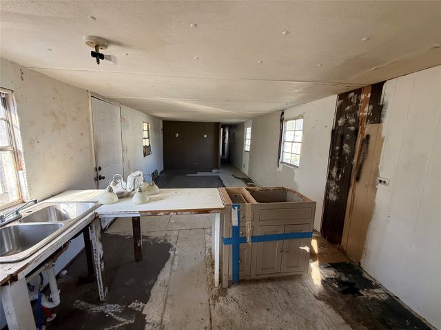 10300 Tanglewood Circle 1, Wills Point, TX 75169