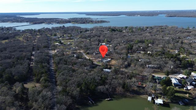 10300 Tanglewood Circle 1, Wills Point, TX 75169