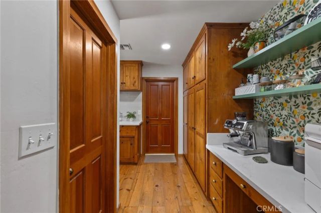 29501 Hart Oaks Drive, Keene, CA 93531