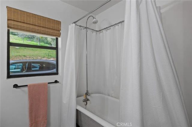 29501 Hart Oaks Drive, Keene, CA 93531