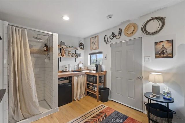 29501 Hart Oaks Drive, Keene, CA 93531