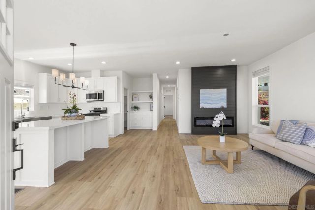 103 Havenview Ln, Oceanside, CA 92056