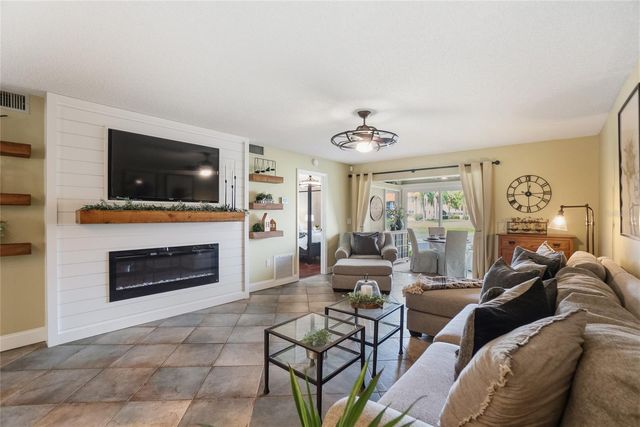 4242 MADEIRA COURT 3315, Sarasota, FL 34233