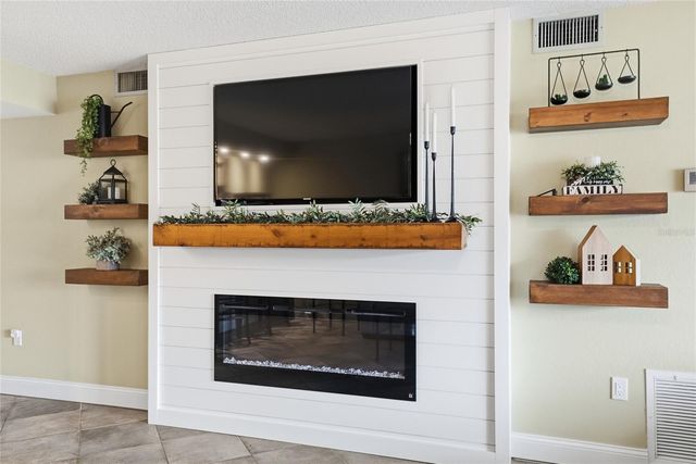 4242 MADEIRA COURT 3315, Sarasota, FL 34233