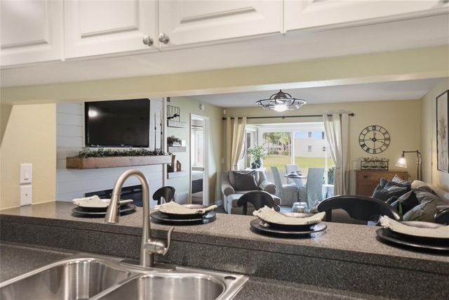 4242 MADEIRA COURT 3315, Sarasota, FL 34233