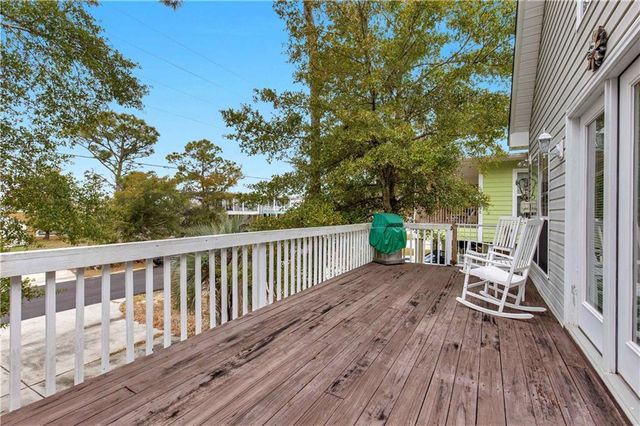 5704 Armadillo Avenue, Orange Beach, AL 36561