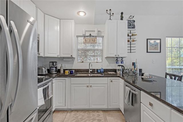 5704 Armadillo Avenue, Orange Beach, AL 36561