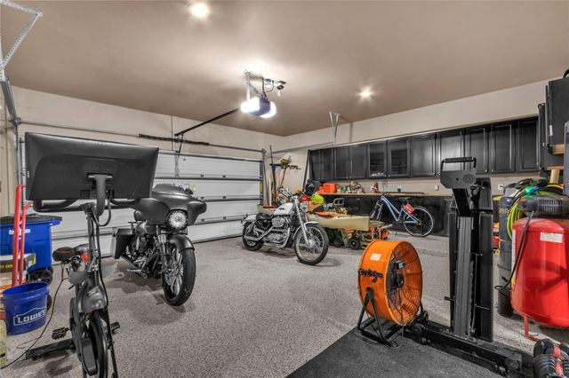 403 Old Orchard Way, Dickinson, TX 77539