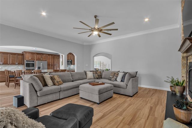 403 Old Orchard Way, Dickinson, TX 77539