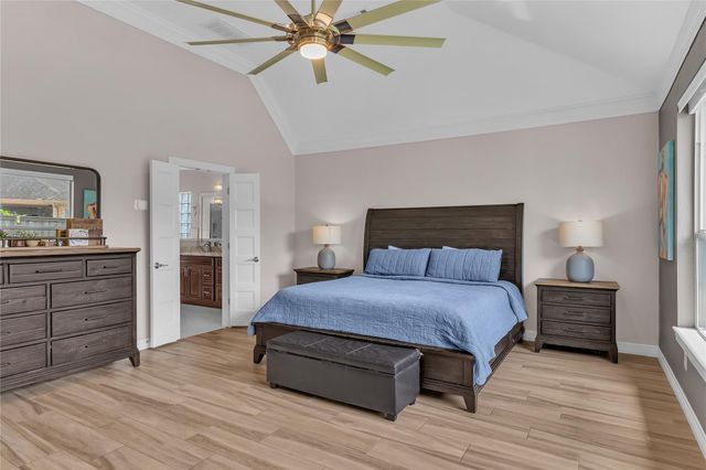 403 Old Orchard Way, Dickinson, TX 77539