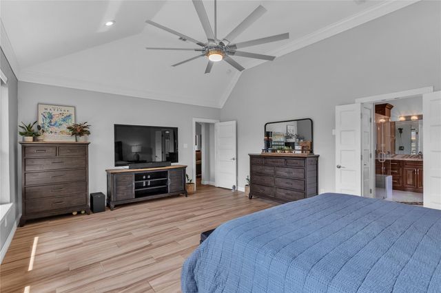403 Old Orchard Way, Dickinson, TX 77539