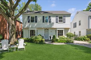 2236 KENILWORTH Avenue, Wilmette, IL 60091