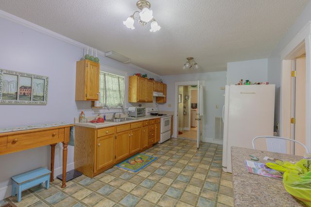 70 Cottage Lane, Chickamauga, GA 30707