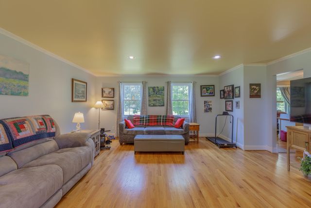 70 Cottage Lane, Chickamauga, GA 30707