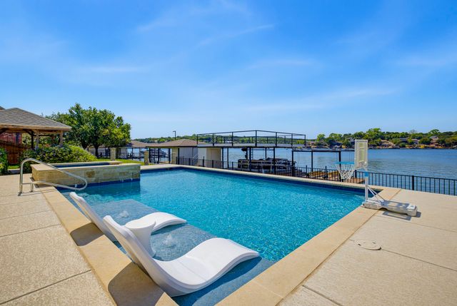 2326 River Road, Granbury, TX 76048