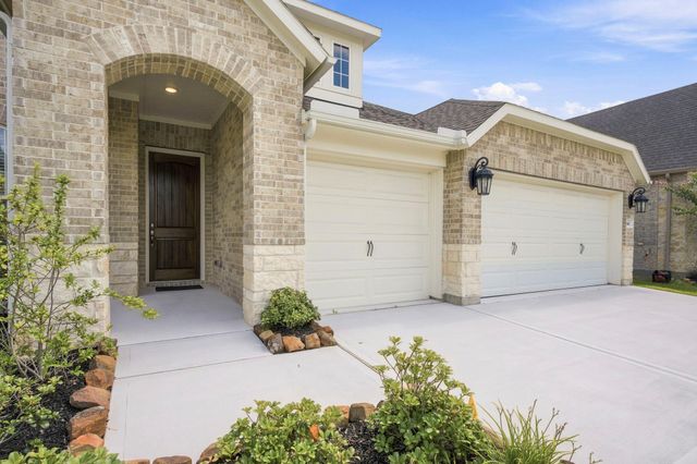 1042 Windy Creek Path, Conroe, TX 77304