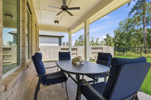 1042 Windy Creek Path, Conroe, TX 77304