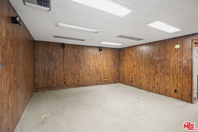 6712 Neddy Avenue, West Hills (los Angeles), CA 91307