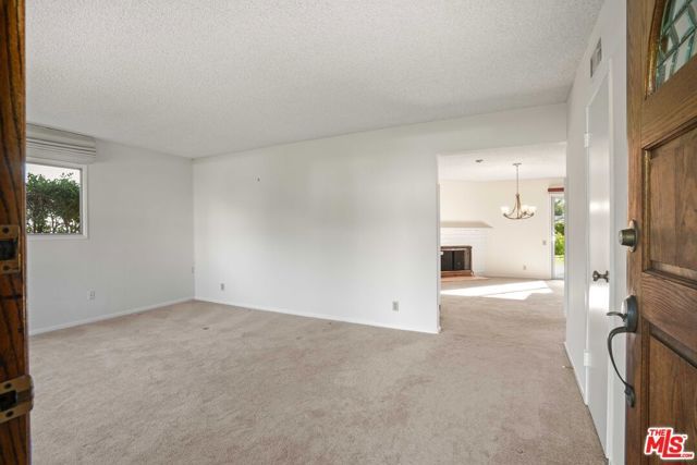 6712 Neddy Avenue, West Hills (los Angeles), CA 91307