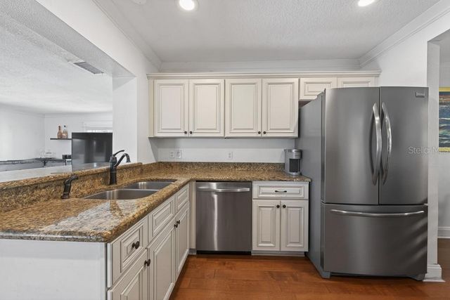 1715 S HUBERT AVENUE, Tampa, FL 33629