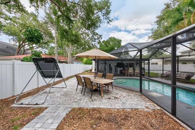 1715 S HUBERT AVENUE, Tampa, FL 33629