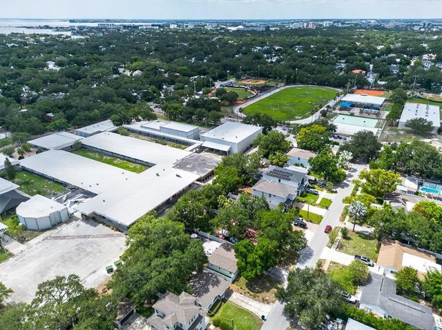 1715 S HUBERT AVENUE, Tampa, FL 33629