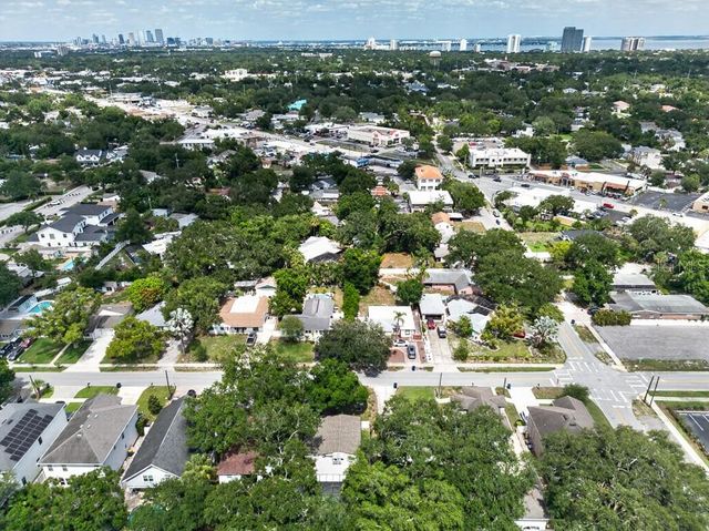 1715 S HUBERT AVENUE, Tampa, FL 33629