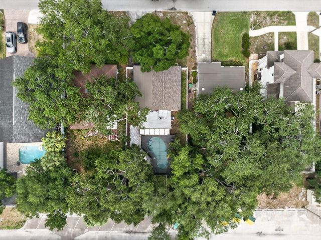1715 S HUBERT AVENUE, Tampa, FL 33629