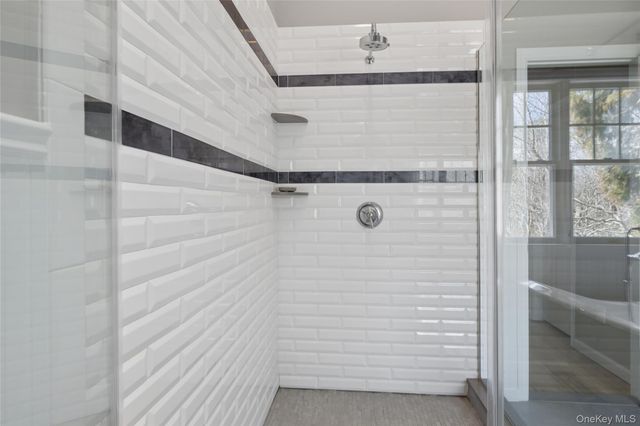 86 Northwest Path, Sagaponack, NY 11962