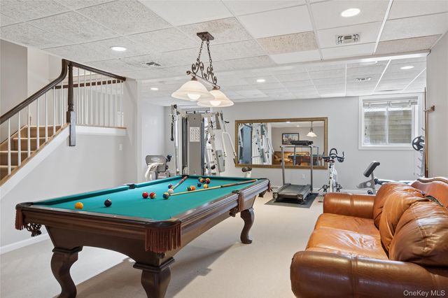 86 Northwest Path, Sagaponack, NY 11962