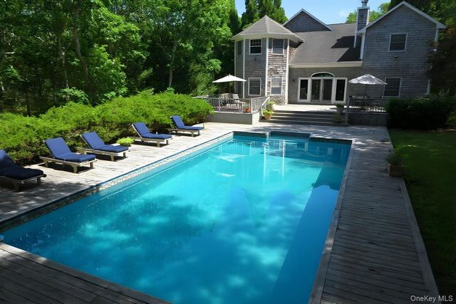 86 Northwest Path, Sagaponack, NY 11962