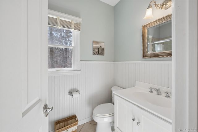 86 Northwest Path, Sagaponack, NY 11962