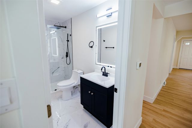 3402 Arthur Avenue, Des Moines, IA 50317