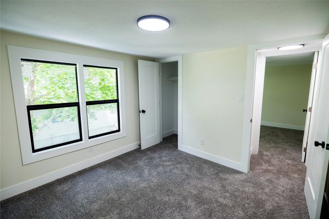 3402 Arthur Avenue, Des Moines, IA 50317
