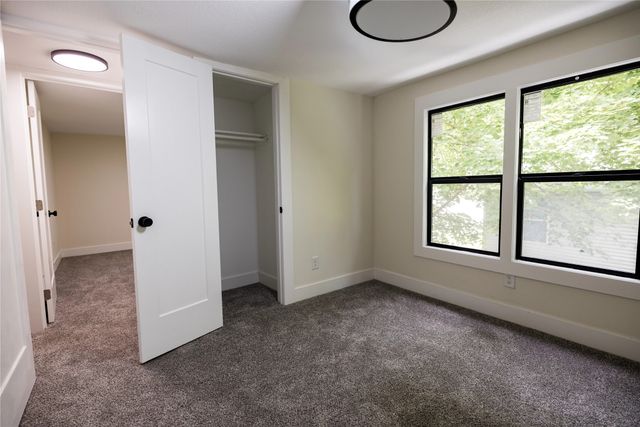 3402 Arthur Avenue, Des Moines, IA 50317